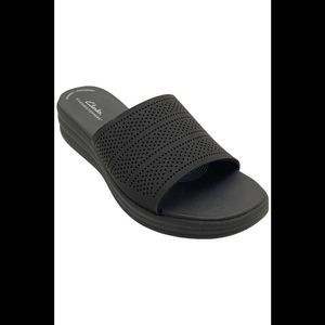 CLOUDSTEPPERS by Clarks Women's Drift Twist Casual Slides Black - Medium
